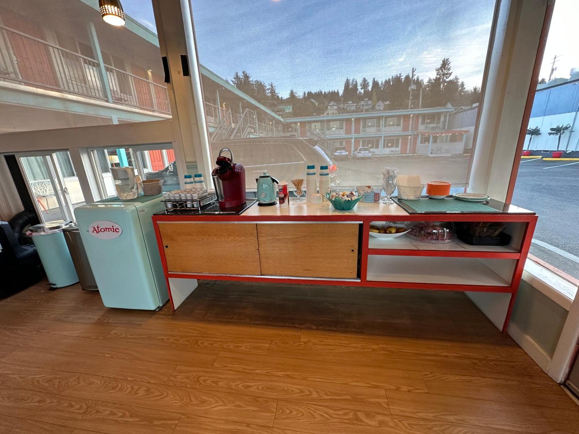 Atomic Motel Astoria Exteriör bild